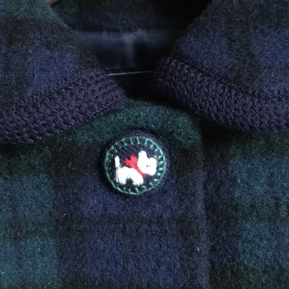 **SOLD** Lovely Wool Cape - Picture 4 of 7